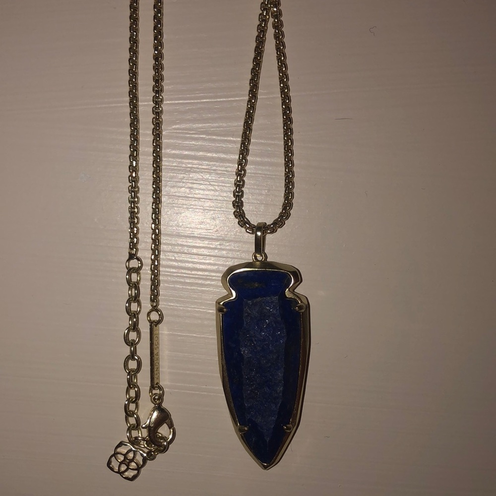 Kendra Scott pendant necklace